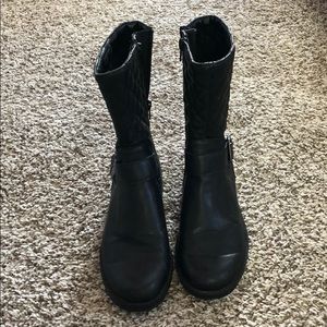Black boots